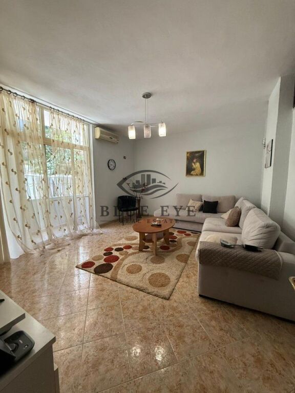Apartament 1+1 me qira pranë Gjykatës!
