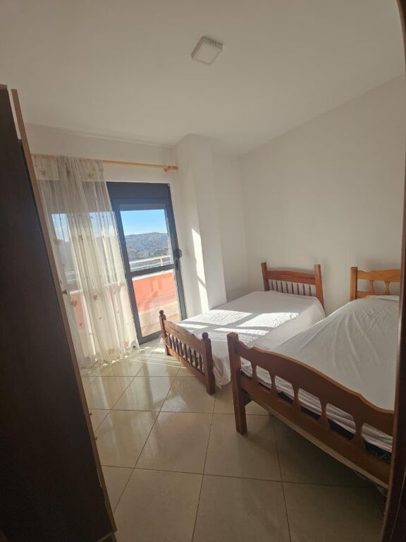 Jepet me Qira Apartament 2+1 – Zona e Galaktikut, Durrës
