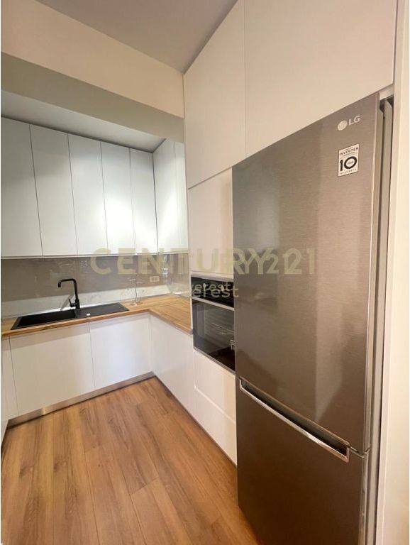 FIORI DI BOSCO, APARTAMENT 3+1+ POST PARKIMI PER QIRA