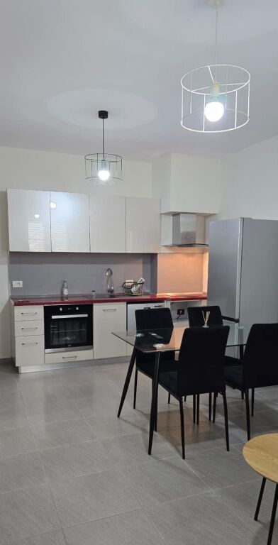 Rent | Apartament 1 + 1 | Komuna e Parisit | 550 €/month