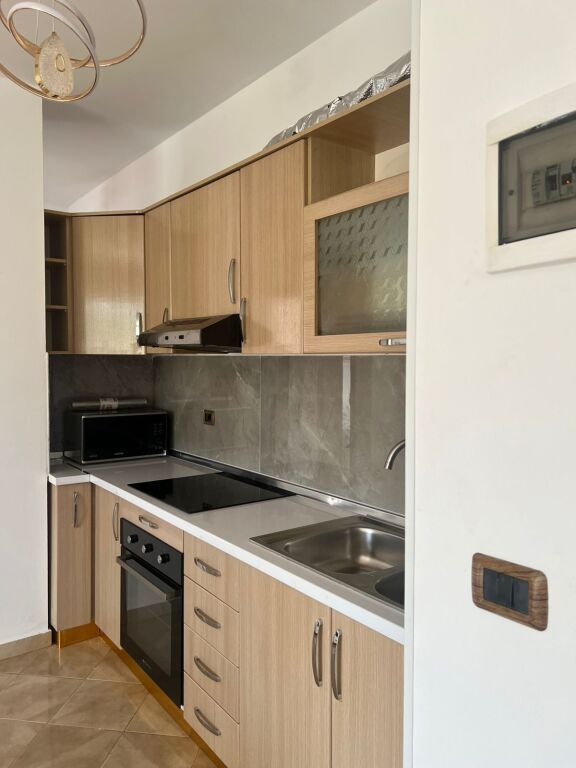 ✨ APARTAMENT 1+1 ME QIRA TE KOMUNA E PARISIT ✨