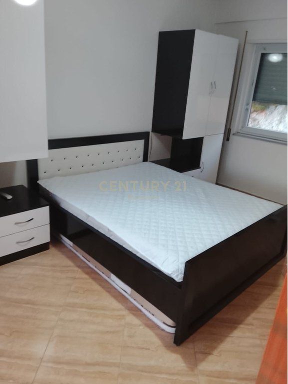 JEPET ME QERA APARTAMENT 3+1+2 NE CURRILA !
