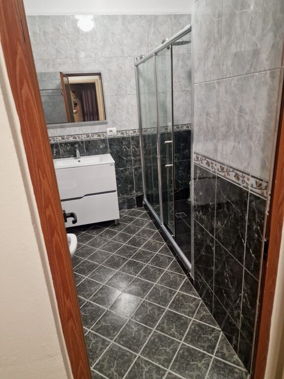 🏢Barrikadave Street, near Hotel Areela, a 2+1+2 apartment, furnished, is for rent. 90,000 Leke