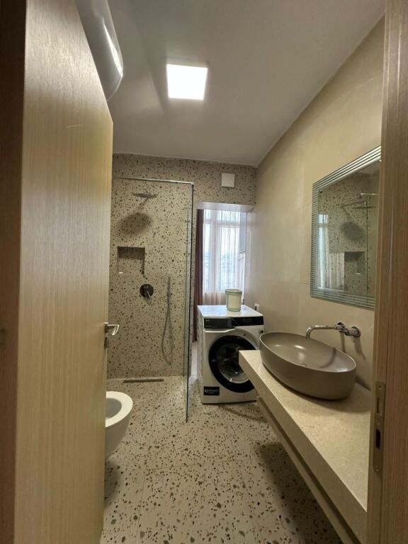 Qera | Garsoniere | Shkolla e Baletit | 40,000 lek/muaj