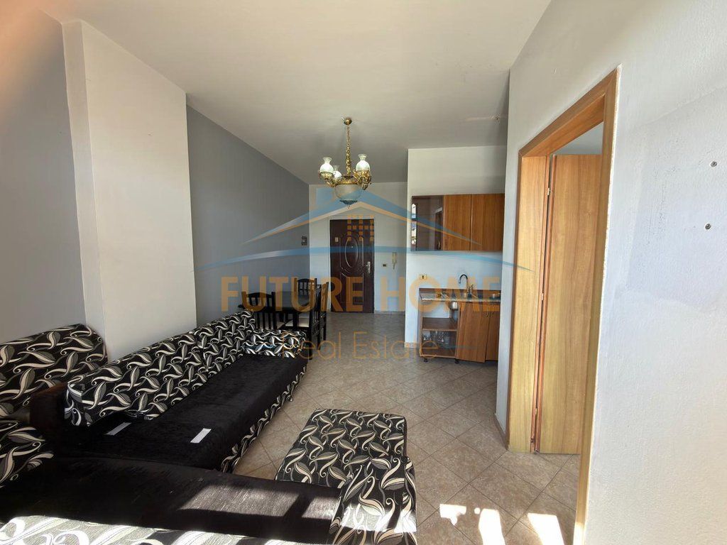 Shitet, Apartament 1+1, Misto Mame