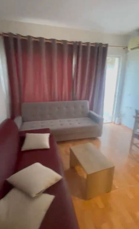 For rent 1+1 At Fusha e Aviacionit 40,000 leke