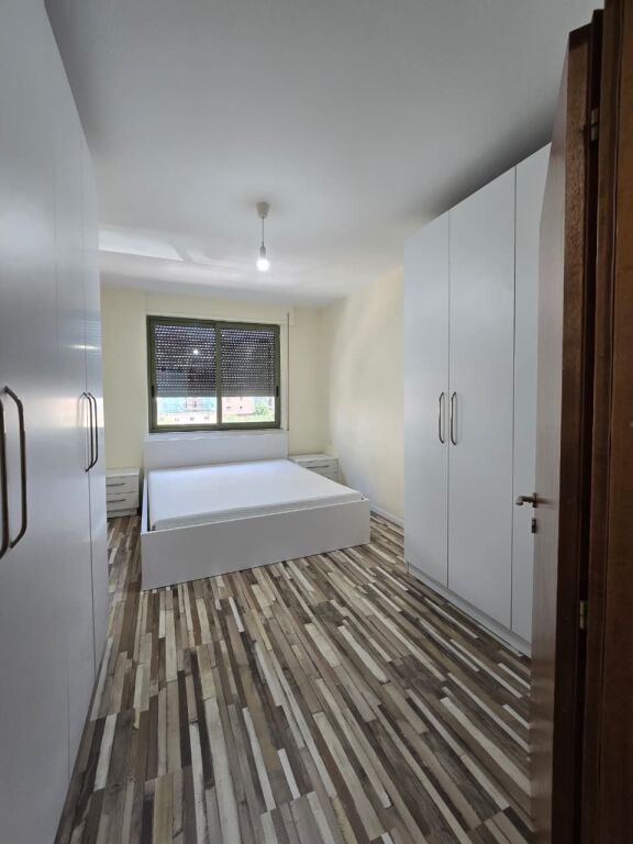 Apartament ne shitje 2+1 Komuna e Parisit