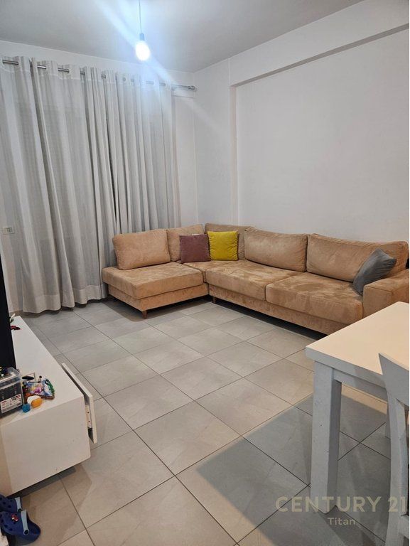 Appartamento 2+1 in affitto a Golden Park