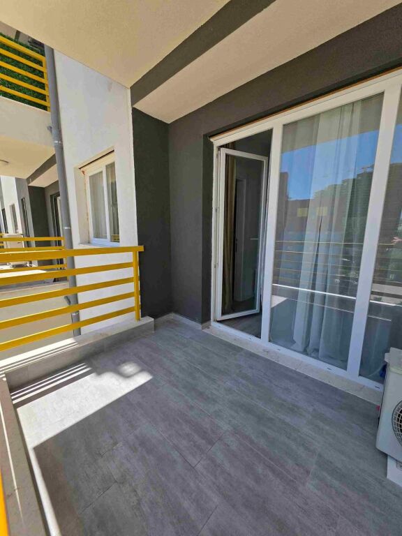 Jepet me qira apartament 1+1