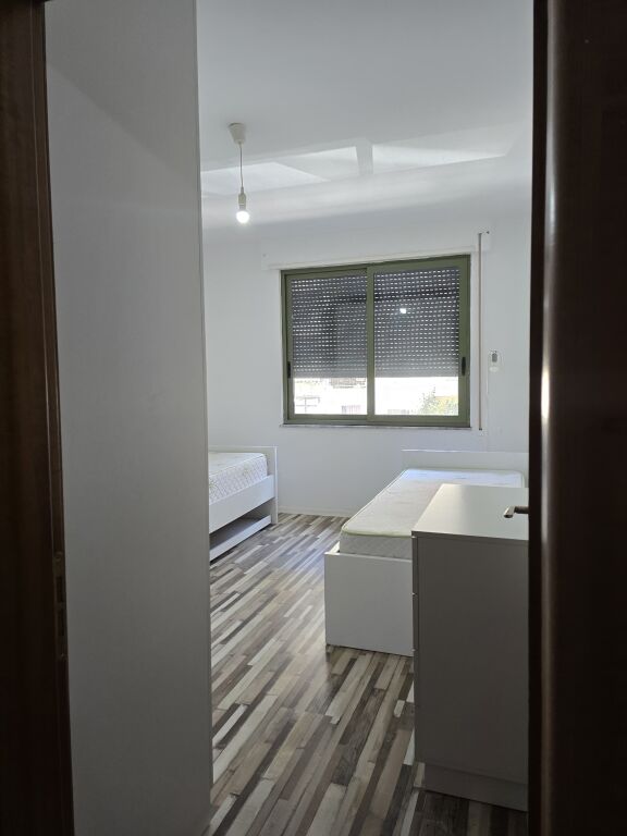 Appartamento in vendita 2+1 a Komuna e Parisit