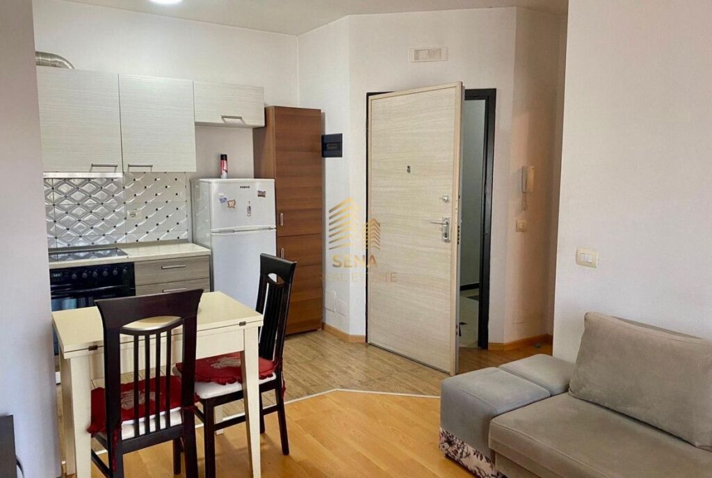 Qira, Apartament 1+1+blk, Xhamllik, 50.000 Leke/muaj