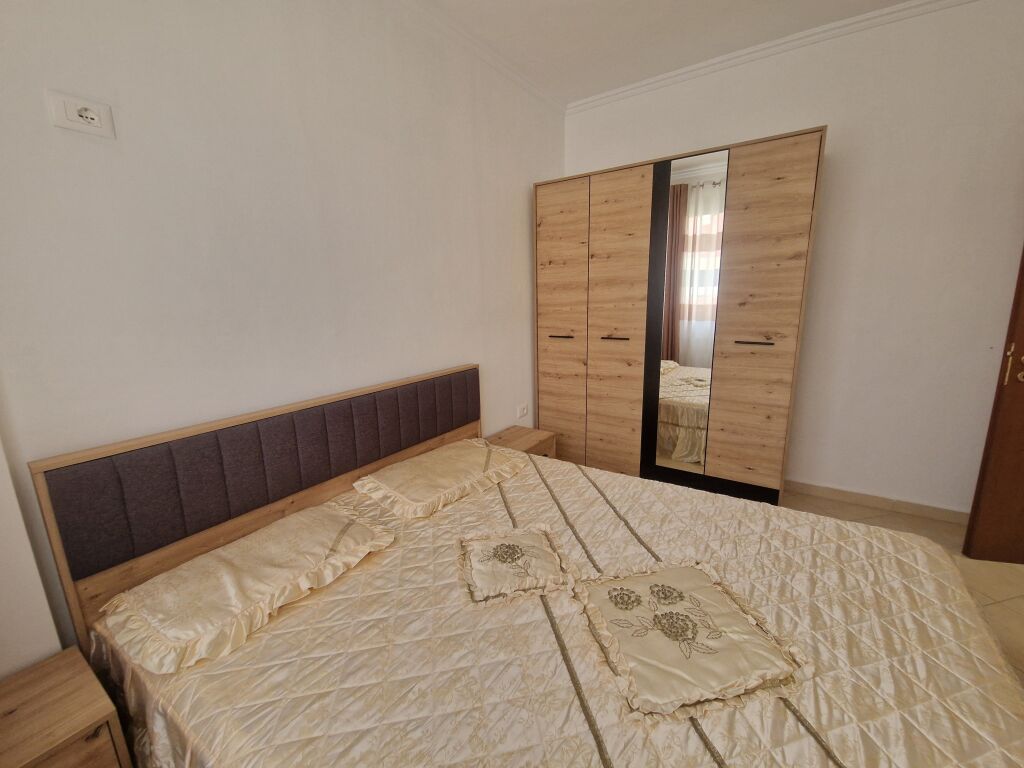 Apartament 1+1 tek pallati cabej