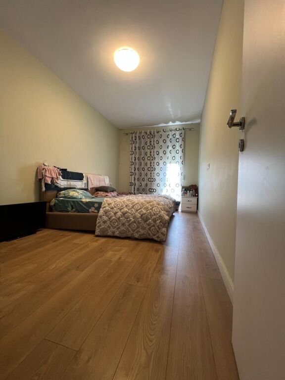 Shitet Apartament 2+1+Post Parkimi, Rruga e Dibres, Tirane.