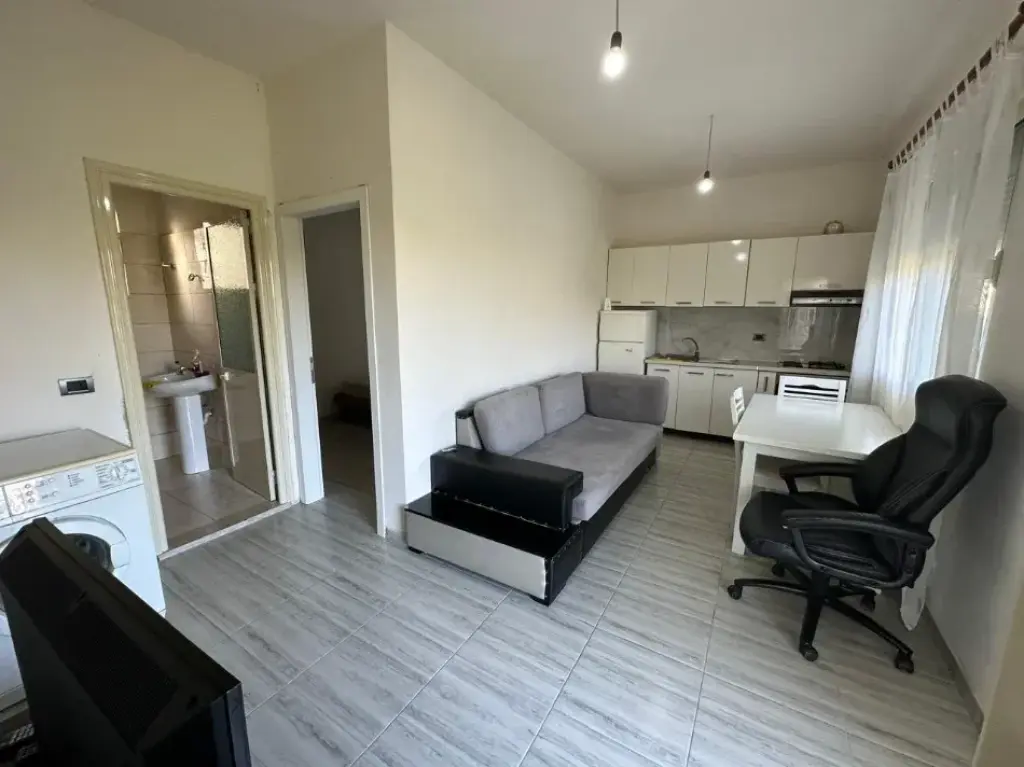 Affitto | Shtëpi private 1 + 1 | Vilat Gjermane | 270 €/mese