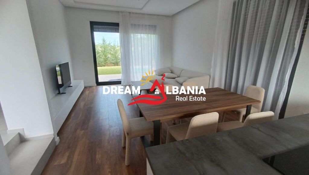 Villa con piscina in affitto a Mjull Bathore, vicino a Tegu a Tirana (ID 4251469)