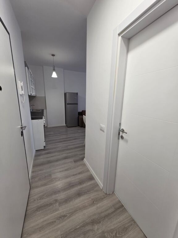 Apartament Me Qera 1+1+Post Parkimi ne Laprake (ID B2101789)