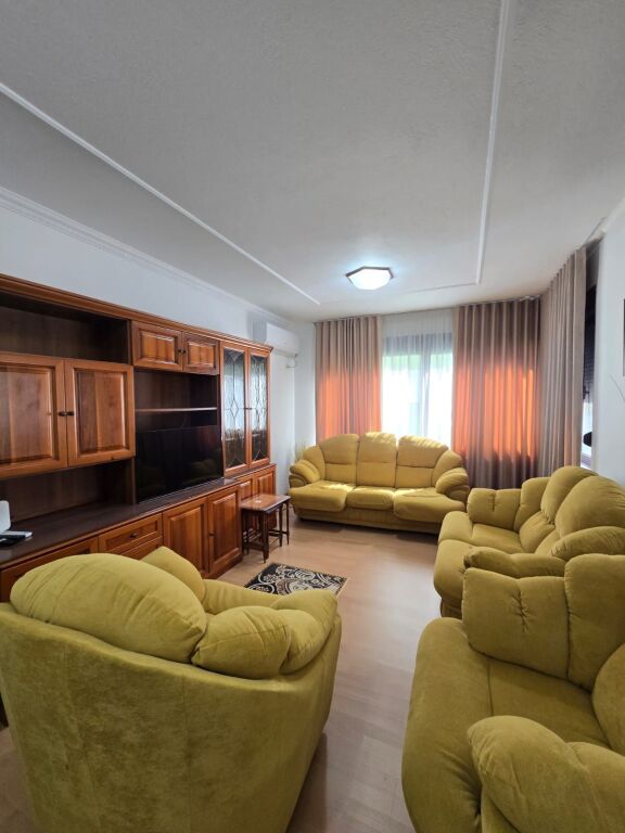 Apartament 2+1+2 me Qera ne rrugen Sami Frasheri