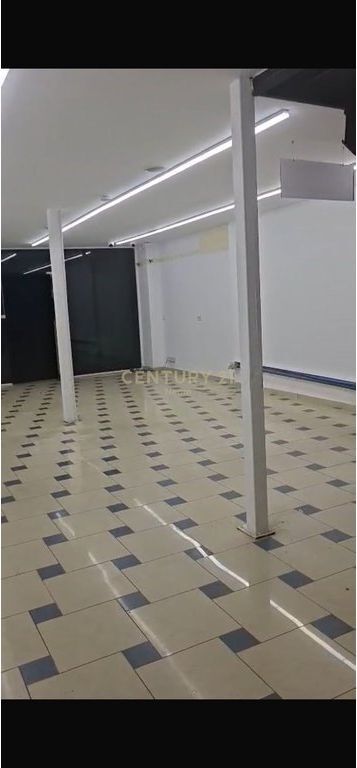 🏢 Duplex Commercial Space for Rent | Myslym Shyr, Tirana