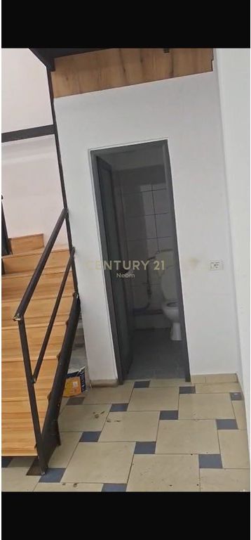 🏢 Duplex Commercial Space for Rent | Myslym Shyr, Tirana