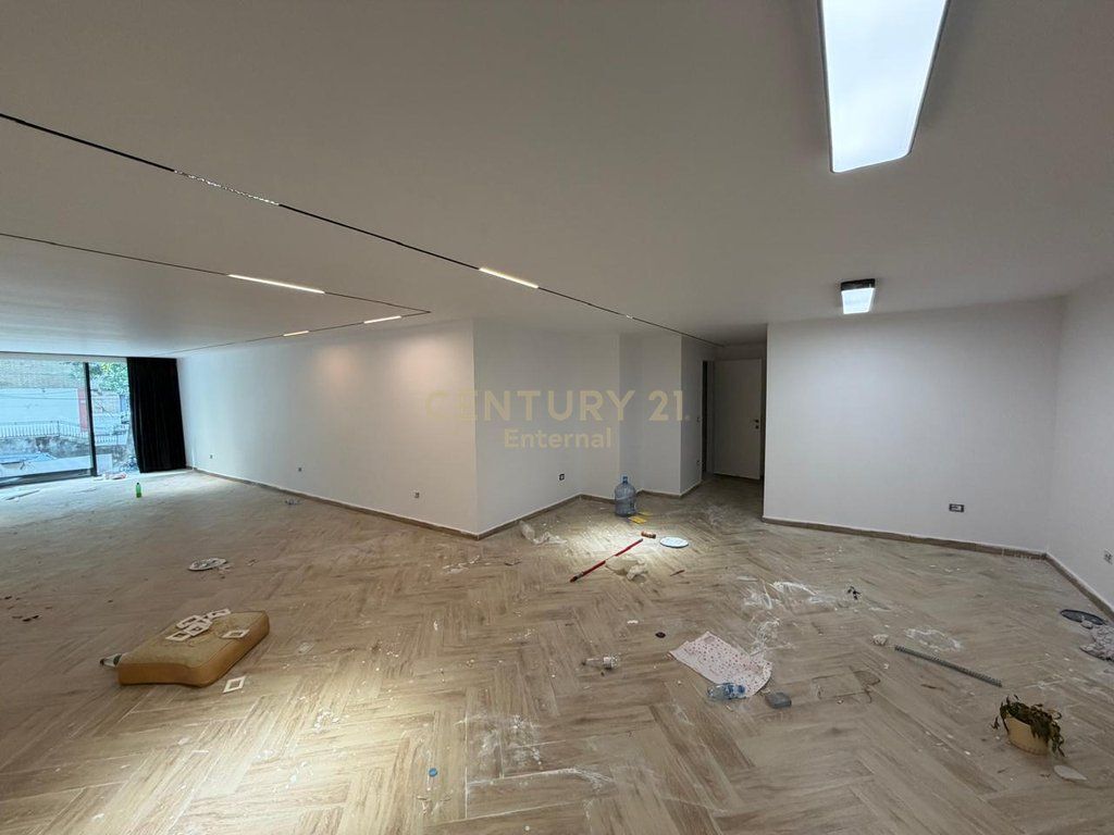 Commercial Space Main Road for Rent near the United School