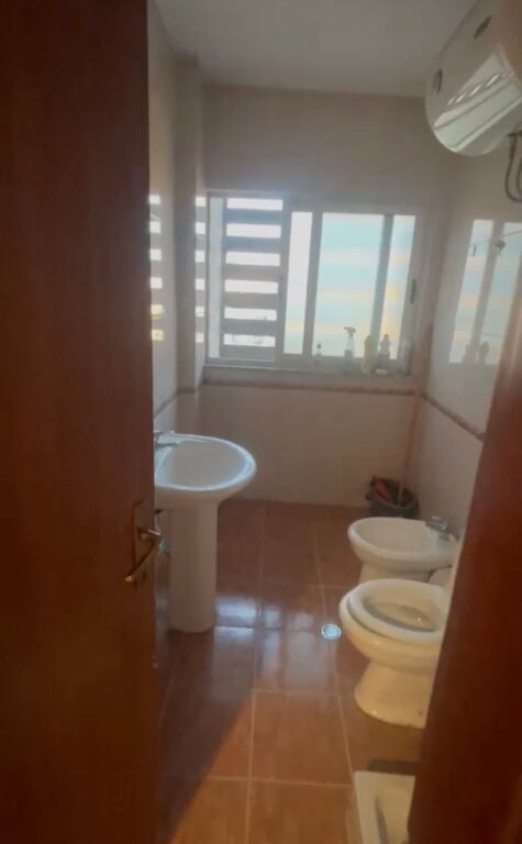 For rent 1+1 At Fusha e Aviacionit 40,000 leke