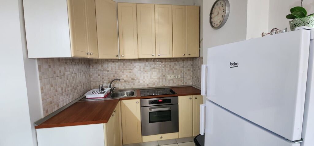 Apartament 1+1 per shitje prane Air Albania