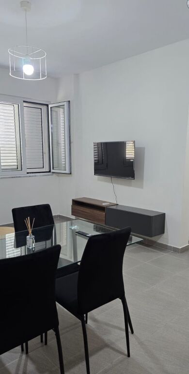 Rent | Apartament 1 + 1 | Komuna e Parisit | 550 €/month