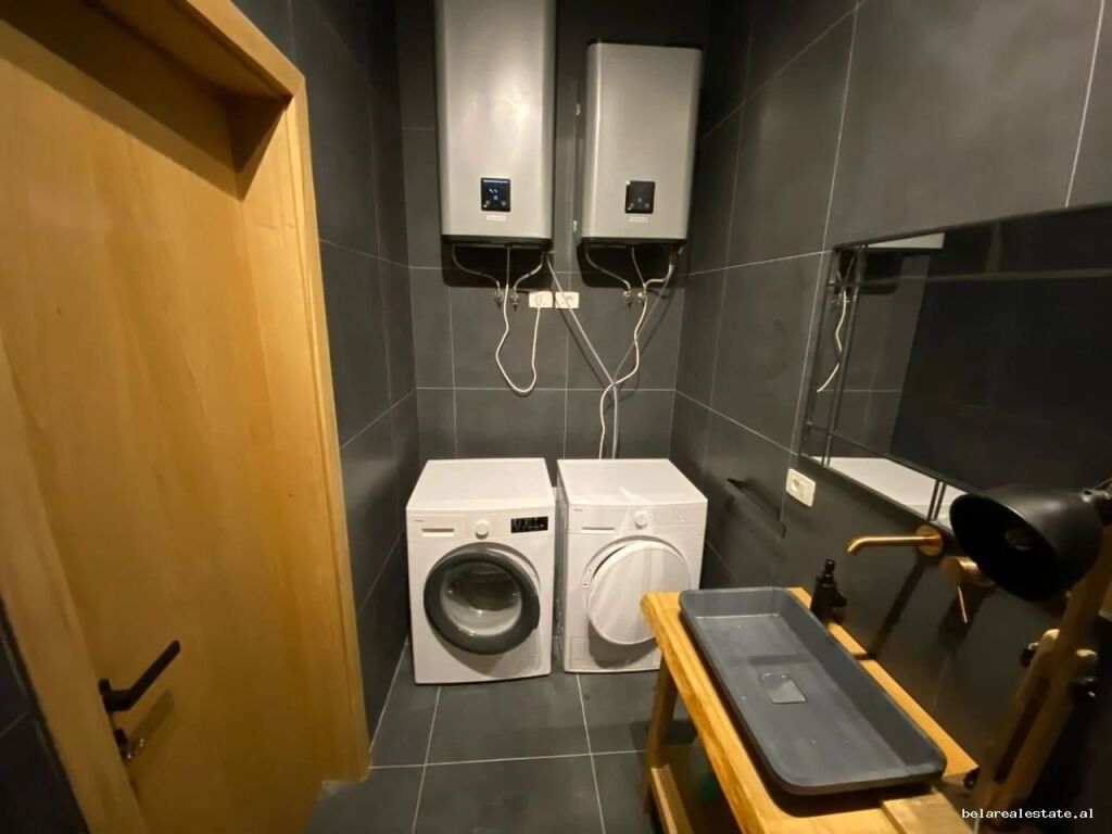 Aparament Me Qera Tripleks 2+1 Tek Kodra E Diellit 2 (ID B2201976) Tirane