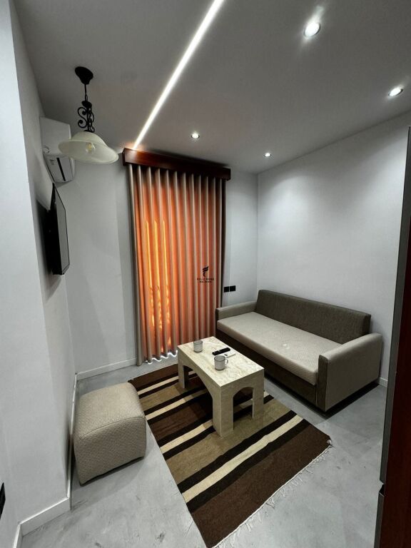 GARSONIERE ME QERA 40 M2 SHALLVARET 58.000 LEKE FH-81741