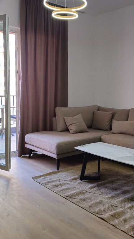 🏡 Appartamento 2+1+2 in Affitto – Complesso Aura, Via Dritan Hoxha