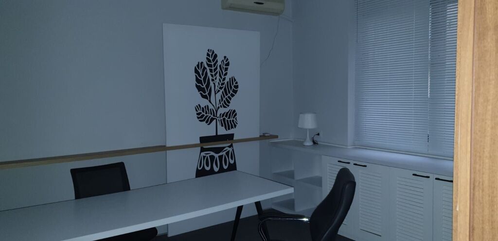 Qera | Apartament 1 + 1 i përshtatur për Zyrë | Bllok| 800 €/muaj