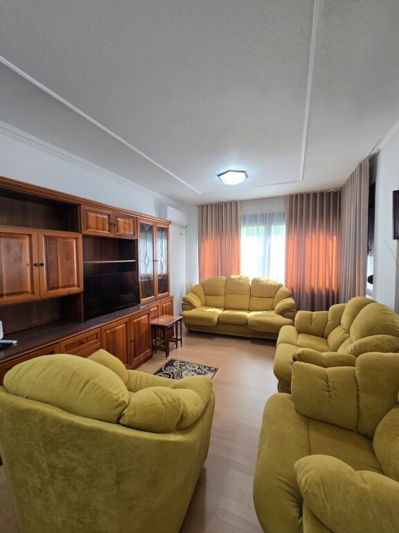 Apartament 2+1+2 me Qera ne rrugen Sami Frasheri