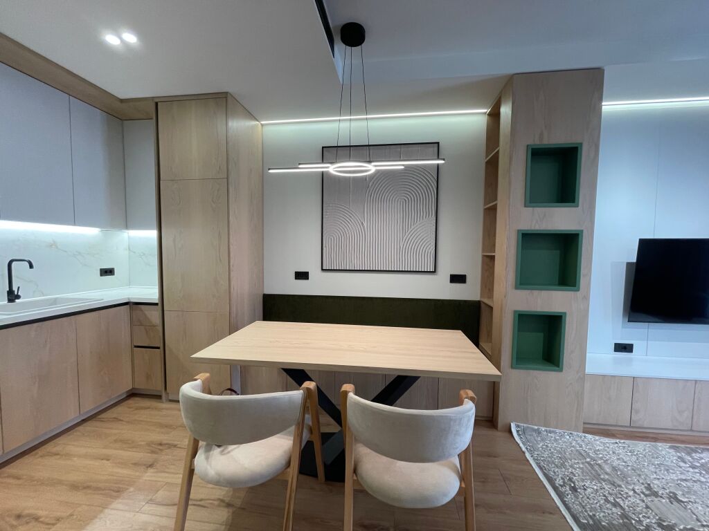Affittiamo appartamento moderno 1+1 alla Residenza Golden Tower, Via Mine Peza!