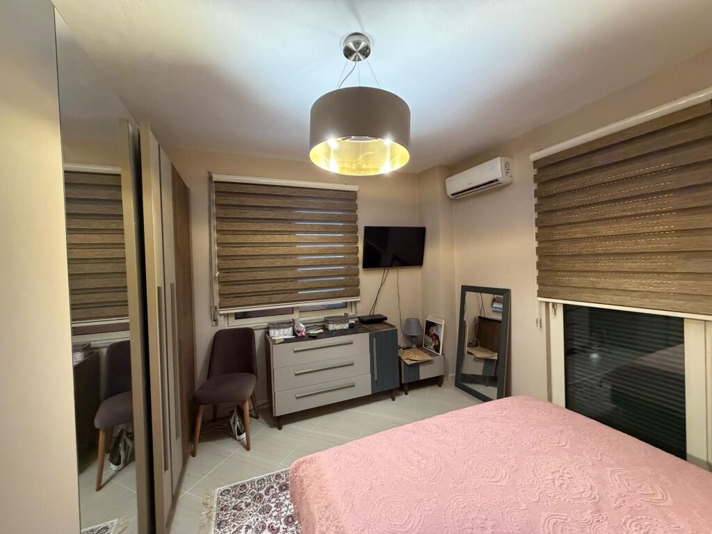 Shitet Apartament 1+1