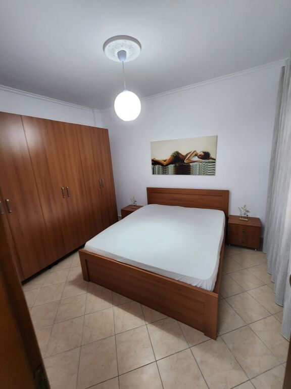 VENDESI APPARTAMENTO 1+1 FLORIDA SPIAGGIA DURRES 90000 EURO