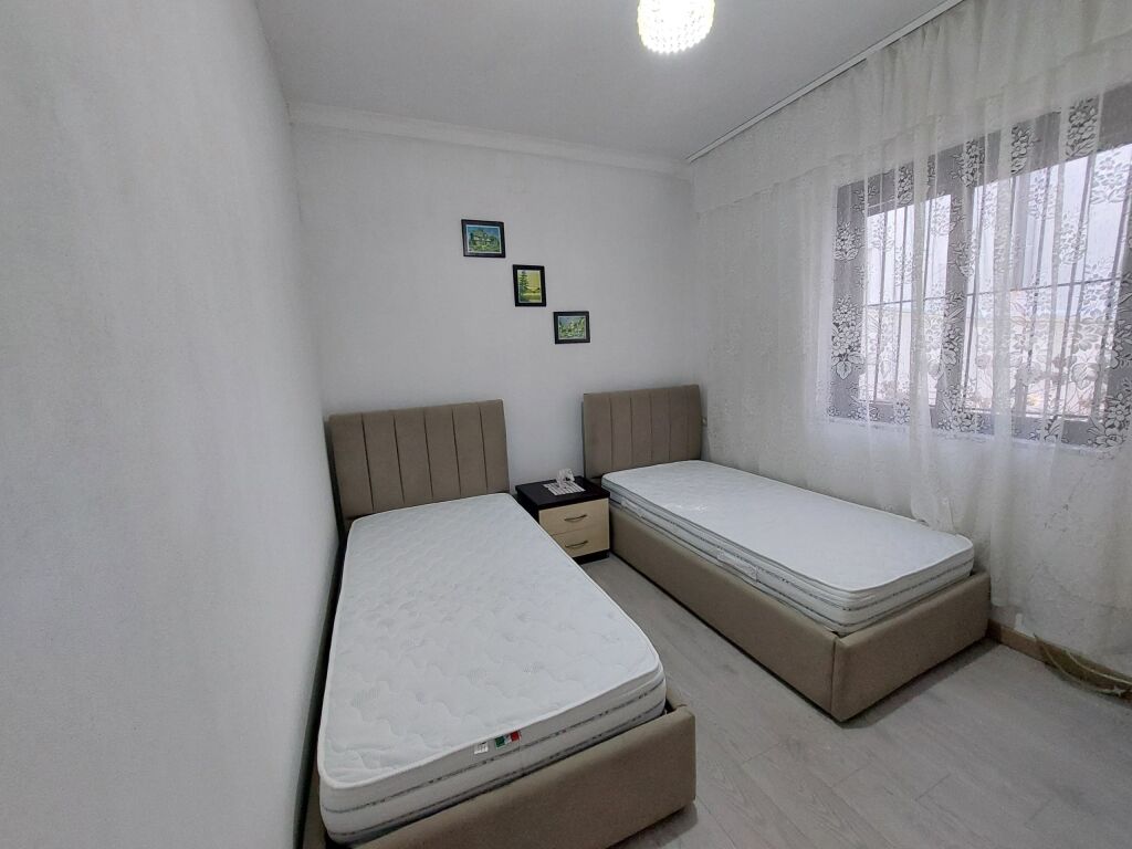 Affitto | Shtëpi private 2 + 1 | Spitali Amerikan 2 | 500 €/mese