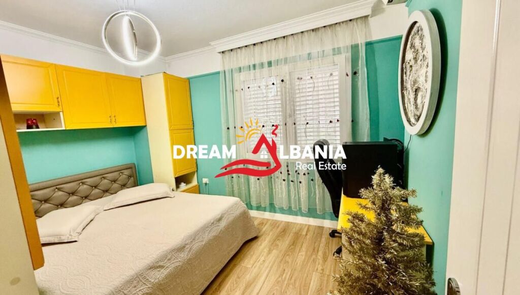 Jepet Apartament 2+1+2 me qera Komuna Paris, afer Pasticeri Nefeli (ID 42215608)