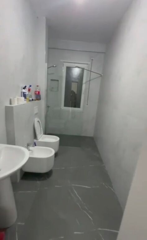 Apartament me qera 2+1 Kamez