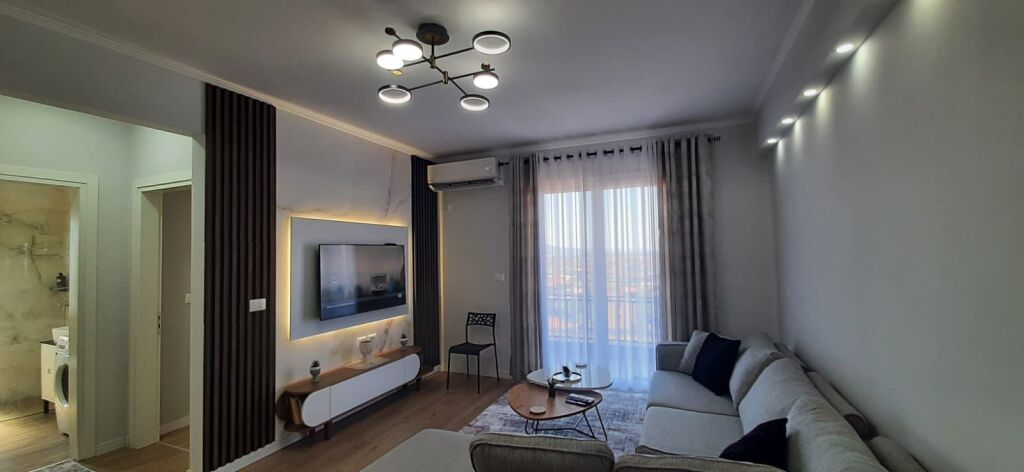SHITET APARTAMENT ME ÇERTIFIKATË PRONSIE NË KAMEZ