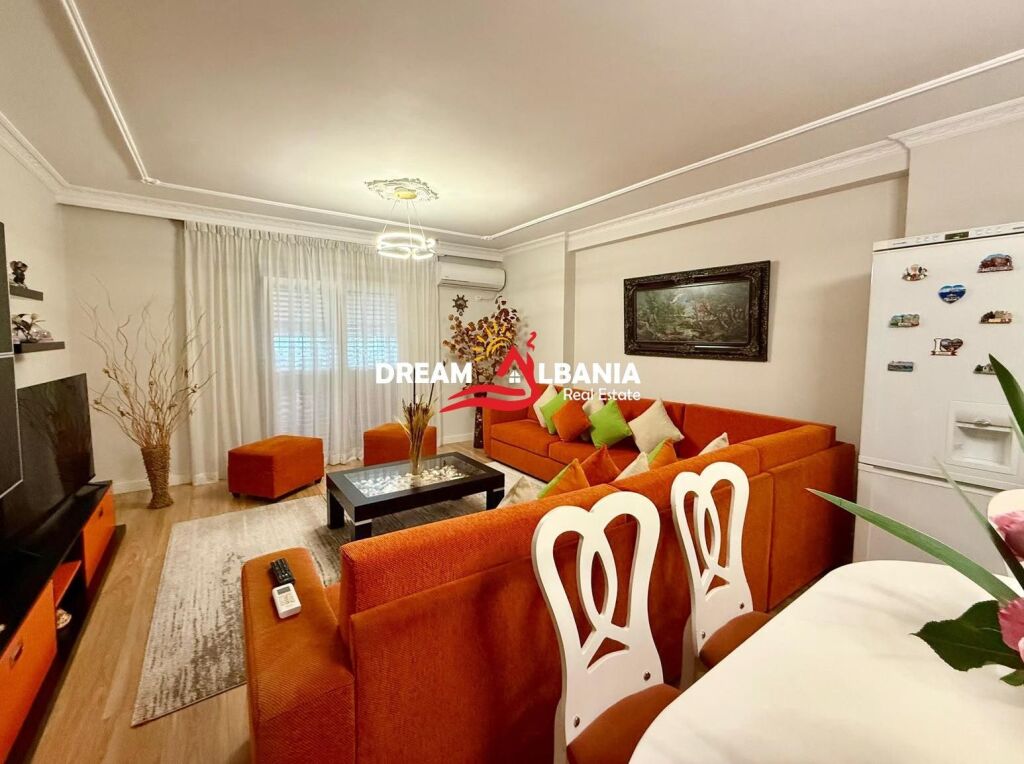 Apartment 2+1+2 for rent in Komuna Paris