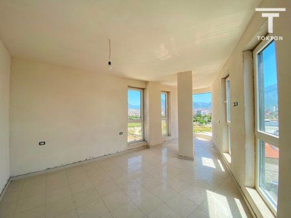 SHITET, APARTAMENT 3+1+2, BULEVARDI I RI, TIRANË