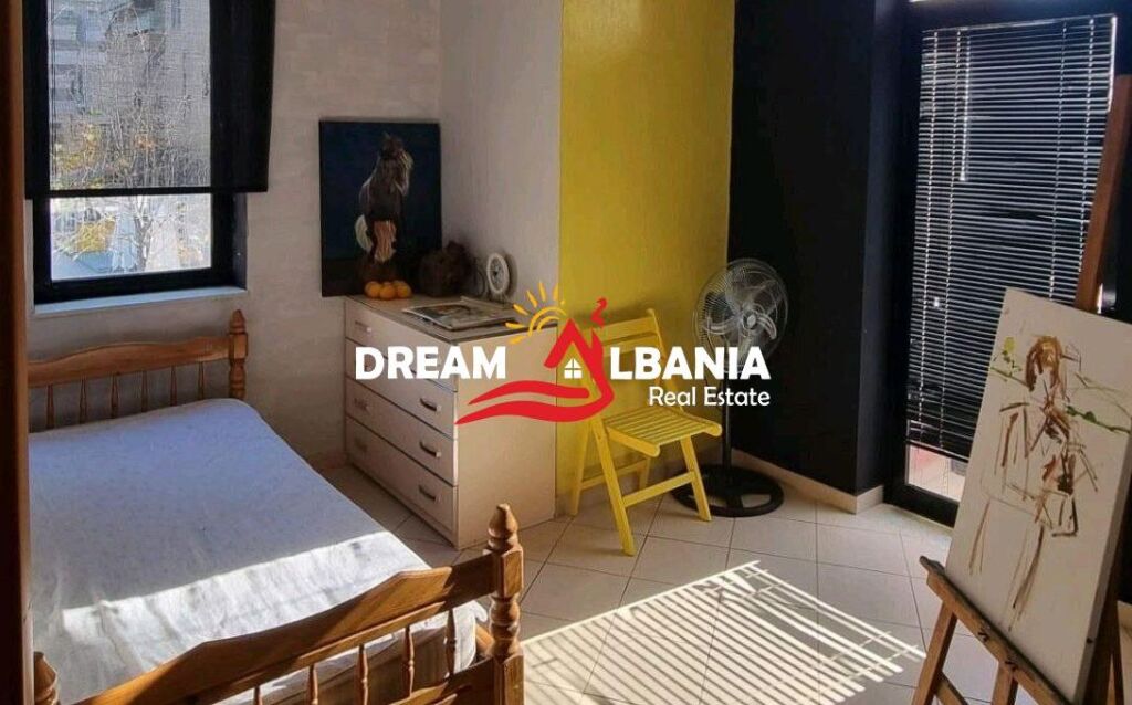 Jepet Apartament 2+1+2 me qera Komuna Paris, Rruga Ibrahim Dervishi (ID 42215607)