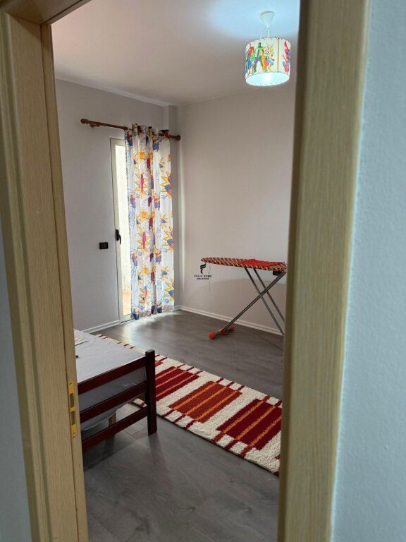 APARTAMENT ME QERA 2+1+2 LIQENI THATE 70.000 LEKE FH-81943