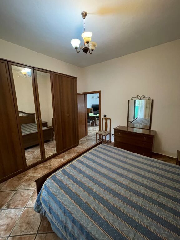 Appartamento 2+1 in affitto in Via Durazzo, vicino all'Hotel Colosseo, Zogu i Zi, Via Kavaja, 21 Dhjetori.
