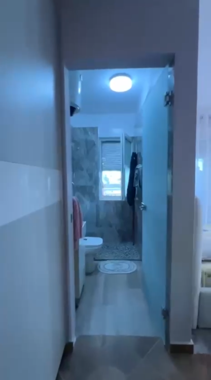 Shitet Apartament 2+1+2+ Verande Liqeni i Thate !