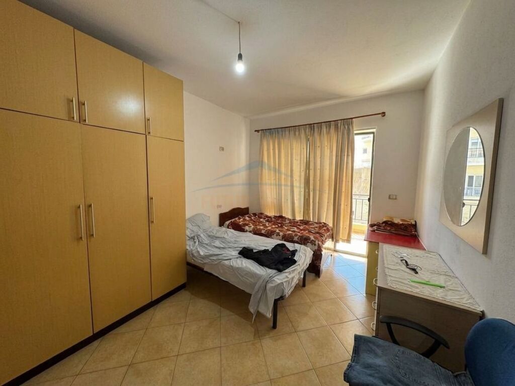 Shitet, Apartament 1+1, Unaza e Re