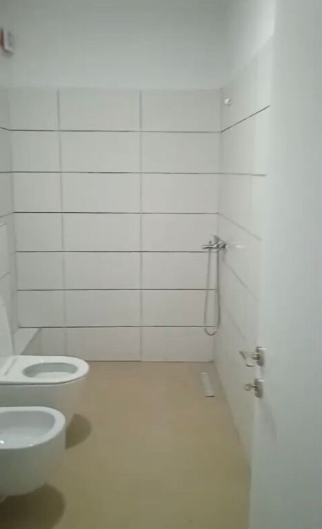 AFFITTASI APPARTAMENTO 2+1+2 KODRA E DIELLIT 600 €