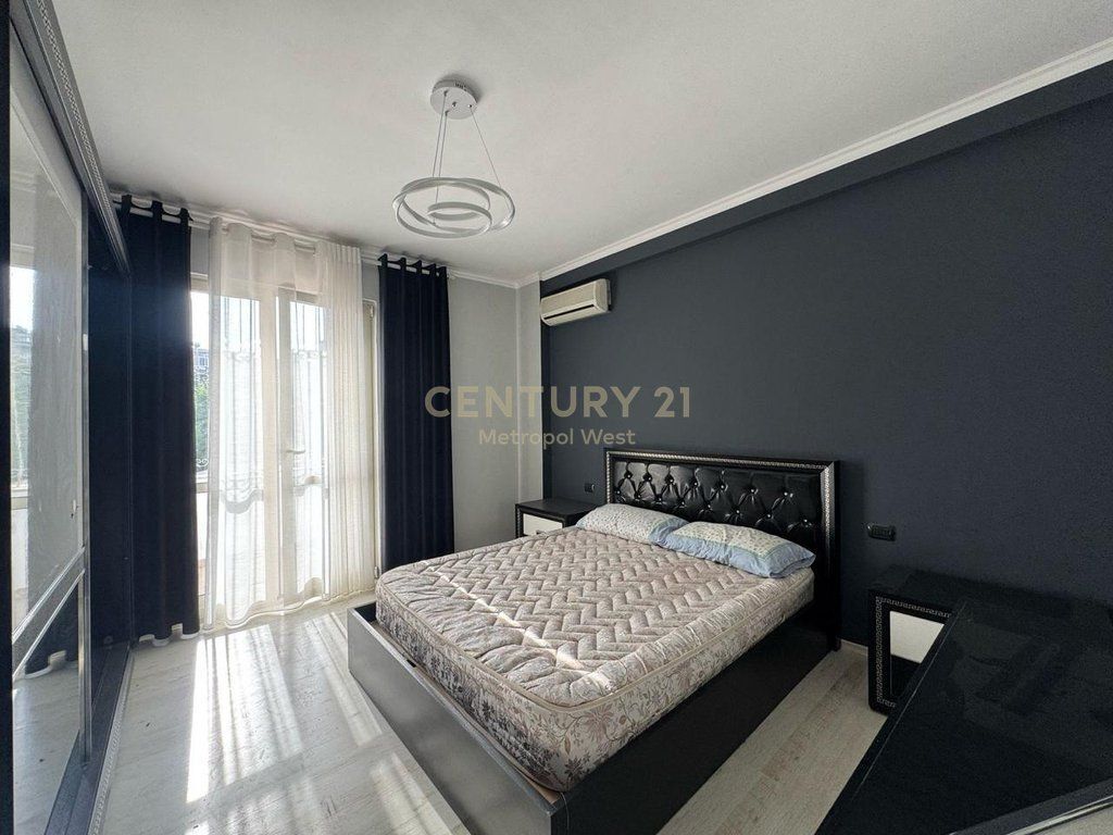 Apartament 2+1+2 me Qira pranë Vasil Shanto 650 € /Muaj