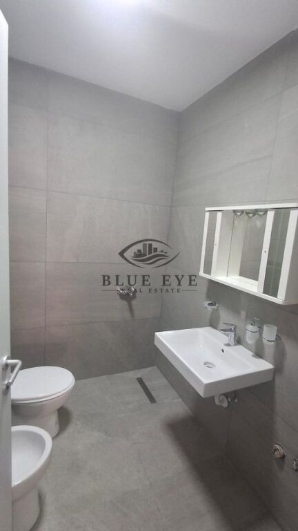 Apartament 2+1+2 me qera -Tek Spitali Durrës!