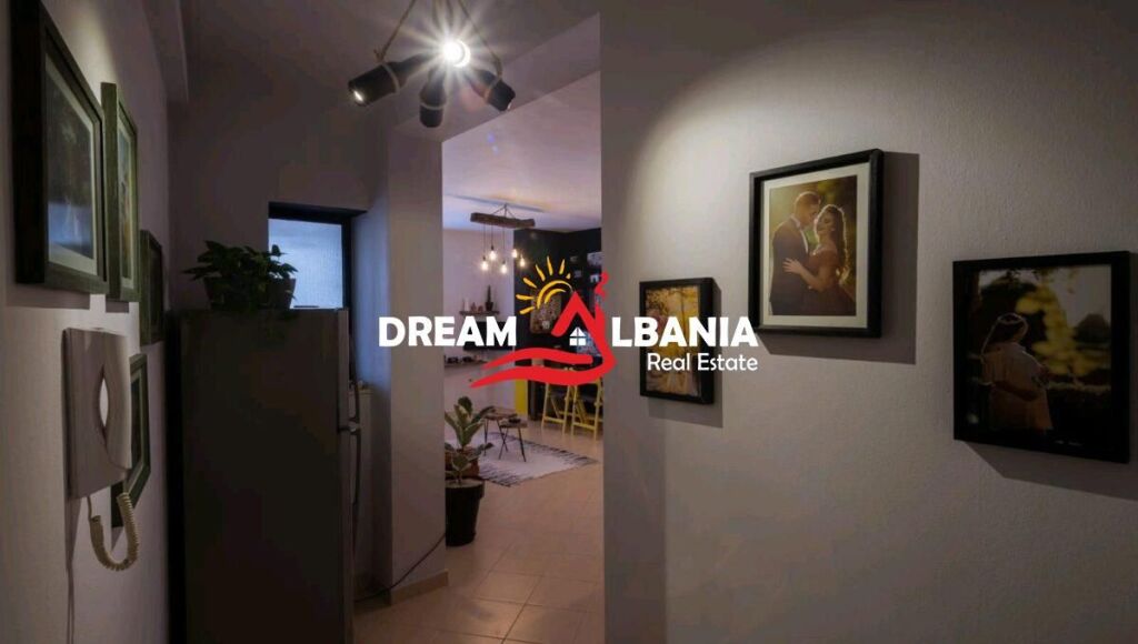 Jepet Apartament 2+1+2 me qera Komuna Paris, Rruga Ibrahim Dervishi (ID 42215607)